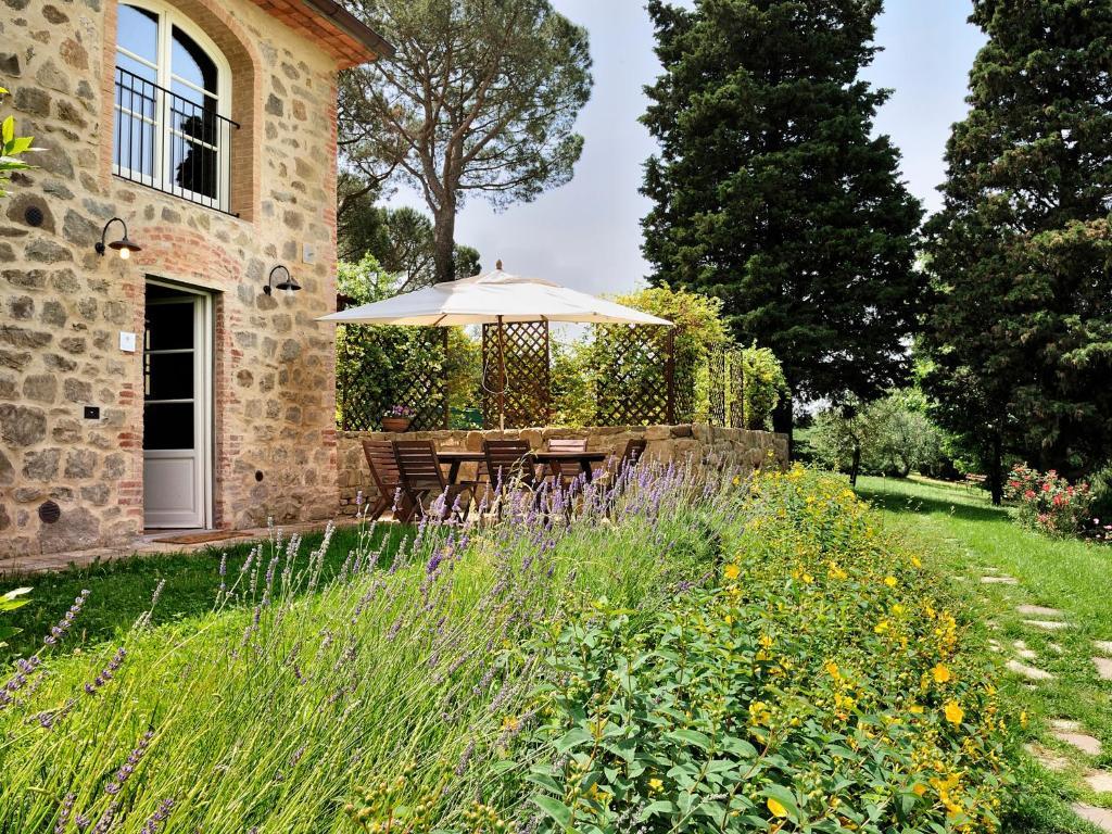 Borgo Casalvento Guest House Cantagrillo Luaran gambar